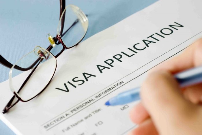 Dịch vụ Visa Úc 888 là một cơ hội tuyệt vời cho những người muốn đầu tư và sống tại đất nước này. Visa 888 thuộc chương trình Visa Đầu tư Doanh nghiệp Úc và cung cấp một loạt các lợi ích hấp dẫn cho nhà đầu tư. Hãy để BIC Mekong giúp bạn hiểu rõ hơn về Dịch vụ Visa Úc 888 và hướng dẫn bạn qua quy trình đăng ký. Với kinh nghiệm và chuyên môn trong lĩnh vực này, chúng tôi sẽ đồng hành cùng bạn trên con đường đạt được mục tiêu đầu tư và định cư tại Úc.